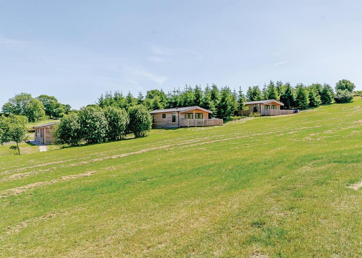 Hazelhurst Lodges Ashover Exterior photo
